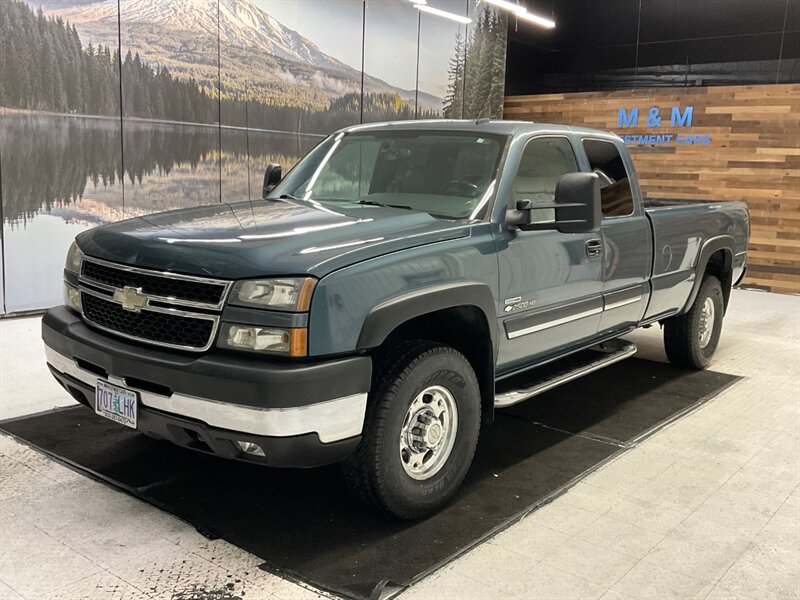 2006 Chevrolet Silverado 2500 LT 4Dr 4X4 / 6.6L DURAMAX DIESEL / LBZ MOTOR  / Leather & Heated Seats / LONG BED - Photo 1 - Gladstone, OR 97027