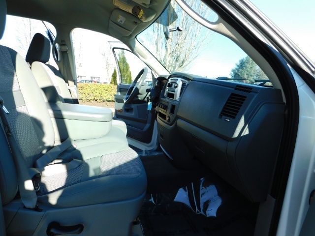 2007 Dodge Ram 1500 SLT 4dr Quad Cab / 4X4 / V8 / LOW MILES / LOCAL   - Photo 18 - Portland, OR 97217