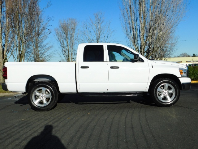 2007 Dodge Ram 1500 SLT 4dr Quad Cab / 4X4 / V8 / LOW MILES / LOCAL   - Photo 4 - Portland, OR 97217