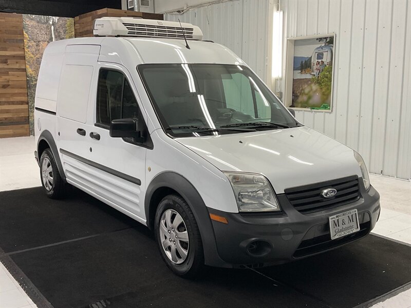 2012 Ford Transit Connect Cargo Van XL 4Cyl / REFRIGERATED VAN  /1-OWNER / BRAND NEW TIRES / 94,000 MILES - Photo 2 - Gladstone, OR 97027