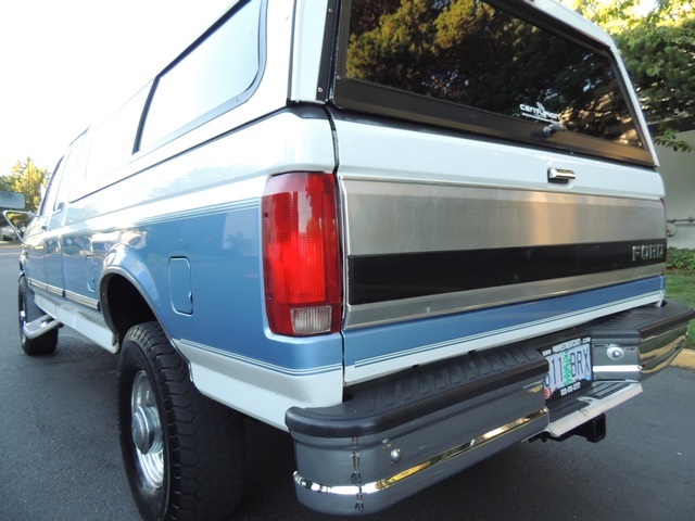 1996 Ford F-250 XLT Super Cab / 4X4 / Long Bed / Matching Canopy   - Photo 35 - Portland, OR 97217