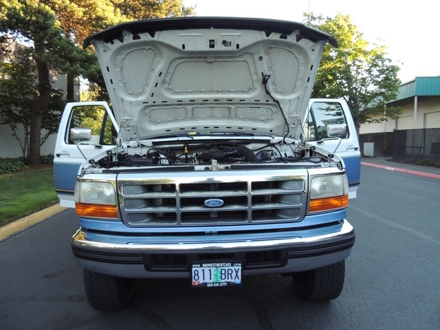 1996 Ford F-250 XLT Super Cab / 4X4 / Long Bed / Matching Canopy   - Photo 16 - Portland, OR 97217