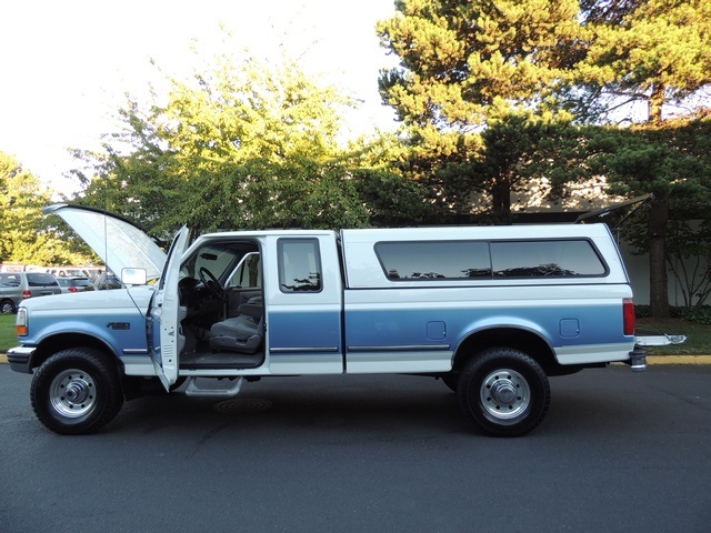 1996 Ford F-250 XLT Super Cab / 4X4 / Long Bed / Matching Canopy   - Photo 11 - Portland, OR 97217