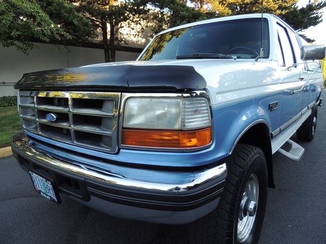 1996 Ford F-250 XLT Super Cab / 4X4 / Long Bed / Matching Canopy   - Photo 32 - Portland, OR 97217