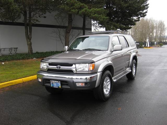 2001 Toyota 4Runner SR5/4WD/ LEATHER/ TIMIING BELT DONE   - Photo 1 - Portland, OR 97217