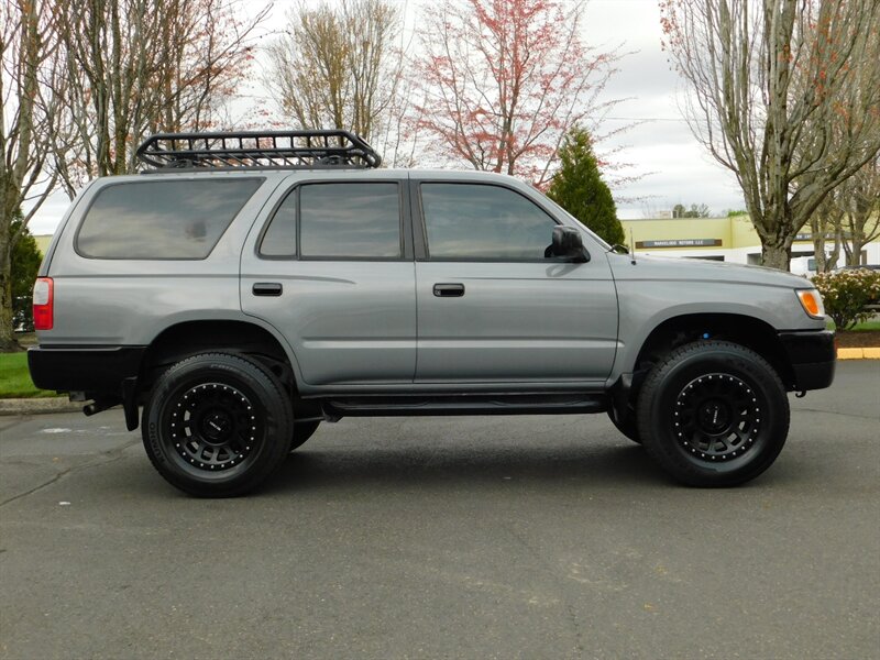 1998 Toyota 4Runner SR5 Sport Utility 4Cyl / 5-SPEED MANUAL / LIFTED