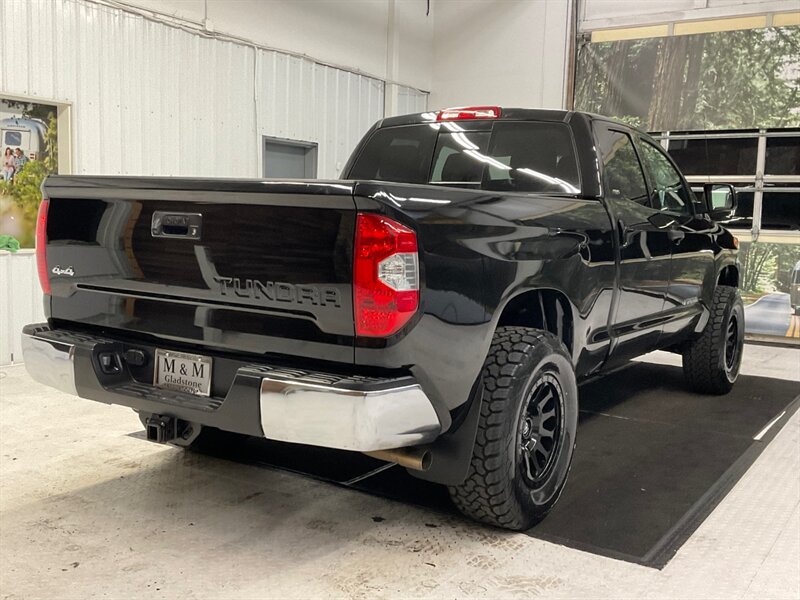 2016 Toyota Tundra SR5 4X4 / 4.6L V8 / 1-OWNER / NEW LIFT WHEELS TIRE  / 1-OWNER LOCAL TRUCK / RUST FREE / LIFTED w. NEW 35 " TIRES & 18 " FUEL WHEELS / ONLY 42,000 MILES - Photo 8 - Gladstone, OR 97027