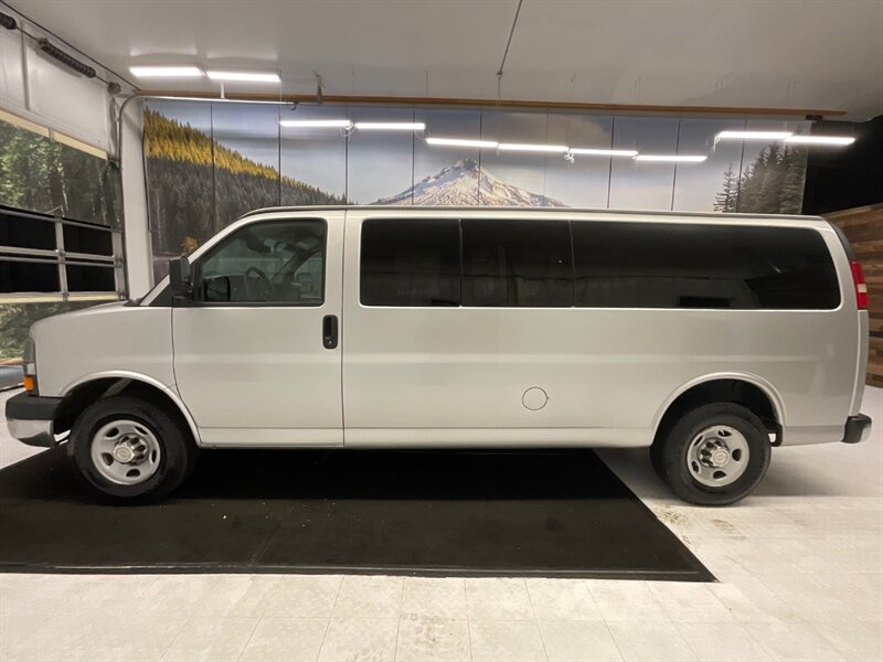 2011 Chevrolet Express Passenger VAN LT 3500 / 6.0L V8 / 15-Passenger  / 1-OWNER LOCAL OREGON VAN / 1-TON / TOWING PKG / 105,000 MILES - Photo 3 - Gladstone, OR 97027