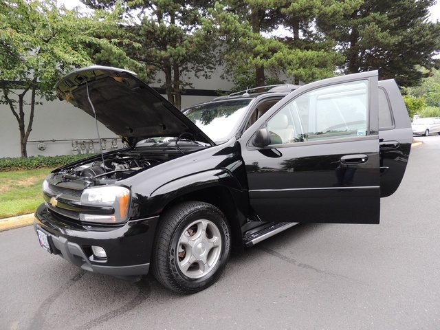 2005 Chevrolet TrailBlazer EXT LT/4X4/ 3RD ROW SEAT/  Excel Cond   - Photo 11 - Portland, OR 97217