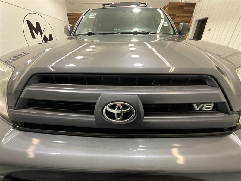 2003 Toyota 4Runner Limited  / Leather & Heated Seats - Photo 20 - Gladstone, OR 97027