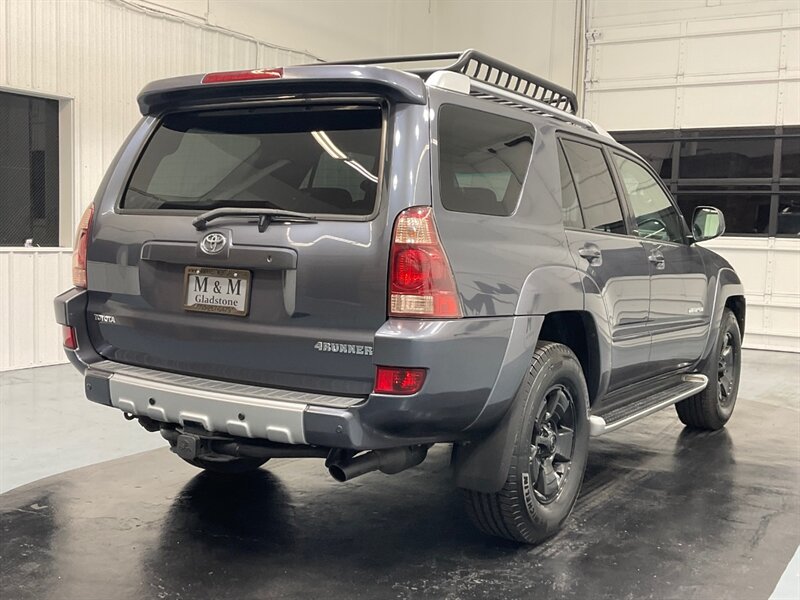 2003 Toyota 4Runner Limited  / Leather & Heated Seats - Photo 9 - Gladstone, OR 97027