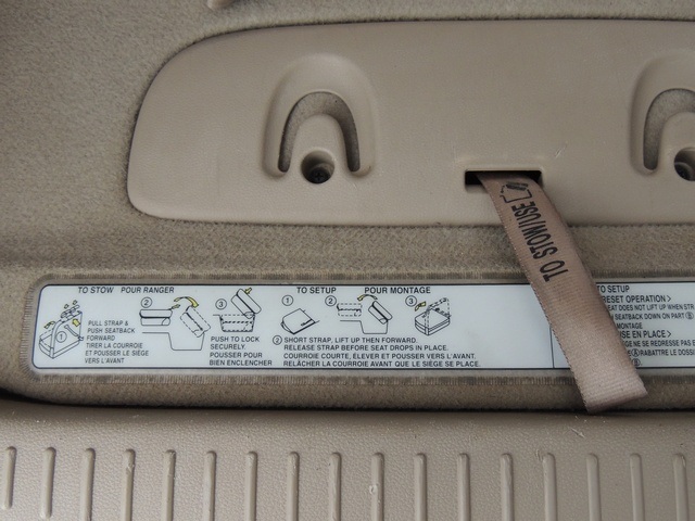 2007 Kia Sedona   - Photo 35 - Portland, OR 97217