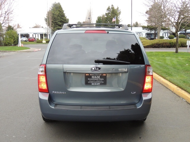 2007 Kia Sedona   - Photo 6 - Portland, OR 97217