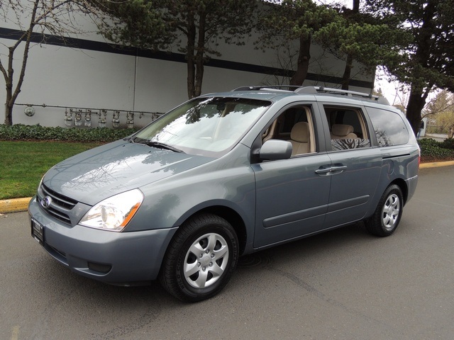 2007 Kia Sedona   - Photo 48 - Portland, OR 97217