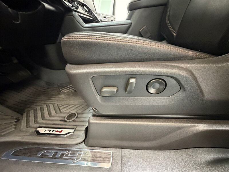 2024 GMC Sierra 2500HD AT4 4x4 CREW CAB / 6.6L DURAMAX / ONLY 17K MILES / LEATHER HEATING COOLING / FULLY LOADED - Photo 42 - Gladstone, OR 97027