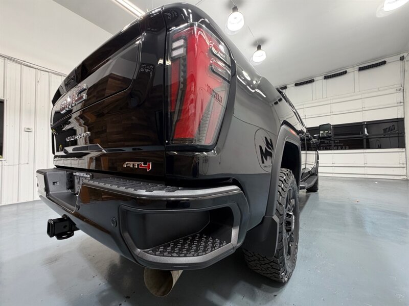 2024 GMC Sierra 2500HD AT4 4x4 CREW CAB / 6.6L DURAMAX / ONLY 17K MILES / LEATHER HEATING COOLING / FULLY LOADED - Photo 55 - Gladstone, OR 97027