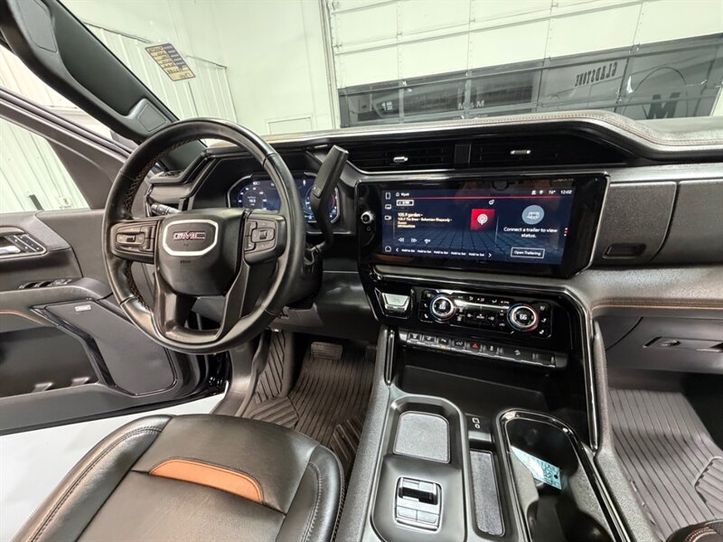 2024 GMC Sierra 2500HD AT4 4x4 CREW CAB / 6.6L DURAMAX / ONLY 17K MILES / LEATHER HEATING COOLING / FULLY LOADED - Photo 40 - Gladstone, OR 97027