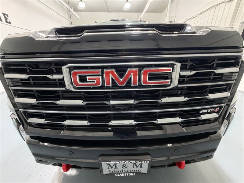 2024 GMC Sierra 2500HD AT4 4x4 CREW CAB / 6.6L DURAMAX / ONLY 17K MILES / LEATHER HEATING COOLING / FULLY LOADED - Photo 37 - Gladstone, OR 97027
