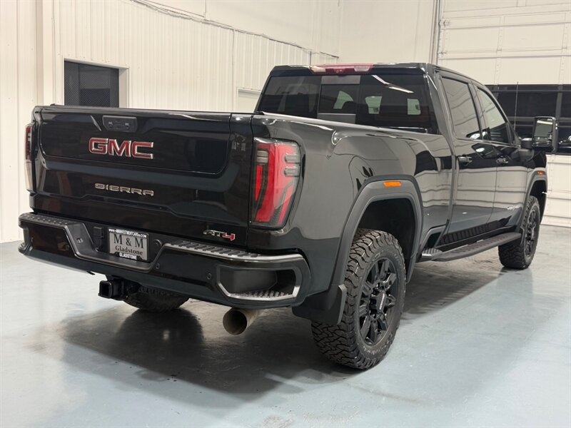 2024 GMC Sierra 2500HD AT4 4x4 CREW CAB / 6.6L DURAMAX / ONLY 17K MILES / LEATHER HEATING COOLING / FULLY LOADED - Photo 6 - Gladstone, OR 97027
