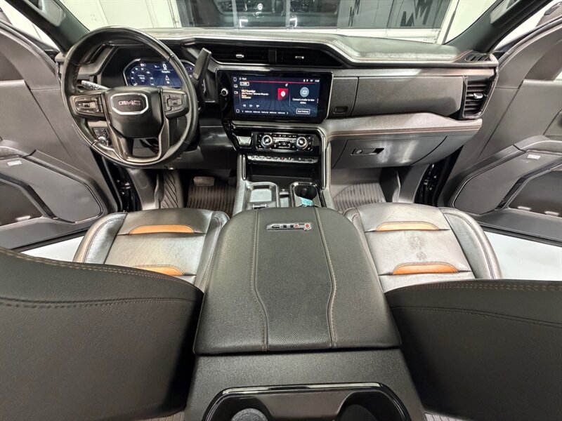 2024 GMC Sierra 2500HD AT4 4x4 CREW CAB / 6.6L DURAMAX / ONLY 17K MILES / LEATHER HEATING COOLING / FULLY LOADED - Photo 43 - Gladstone, OR 97027