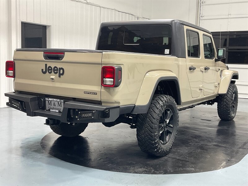 2020 Jeep Gladiator Sport Pickup 4X4 / HARD TOP / LIFTED / 1-OWNER  / WINCH - Photo 8 - Gladstone, OR 97027