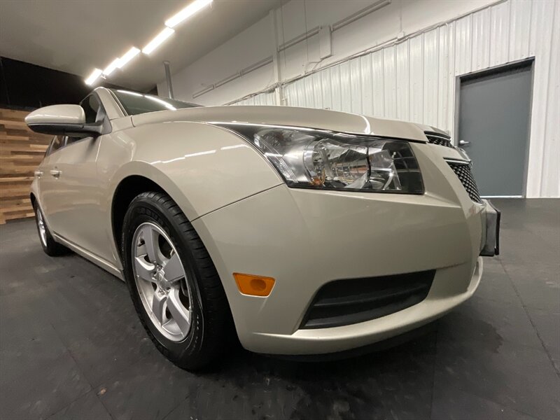 2014 Chevrolet Cruze LT Sedan / Technology Pkg /Backup Cam/ 88,000 MILE  Sunroof / LOCAL OREGON CAR / Excel Cond - Photo 10 - Gladstone, OR 97027