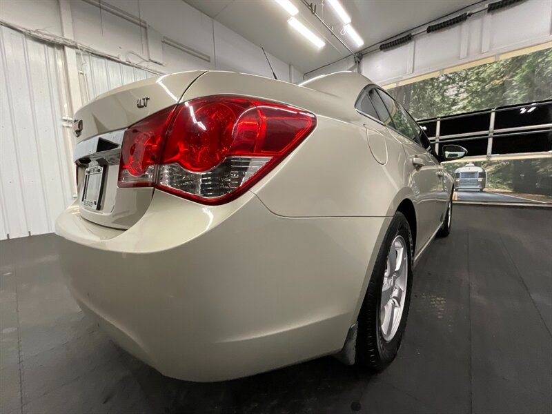 2014 Chevrolet Cruze LT Sedan / Technology Pkg /Backup Cam/ 88,000 MILE  Sunroof / LOCAL OREGON CAR / Excel Cond - Photo 12 - Gladstone, OR 97027