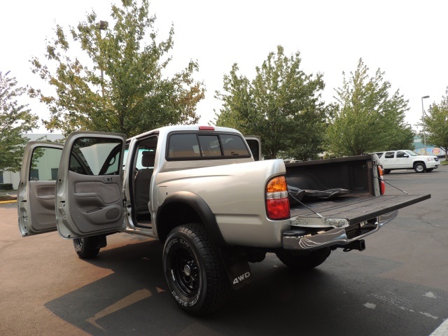 2004 Toyota Tacoma DOUBLE CAB / 4-DOOR / 4X4 / V6 / Automatic   - Photo 11 - Portland, OR 97217