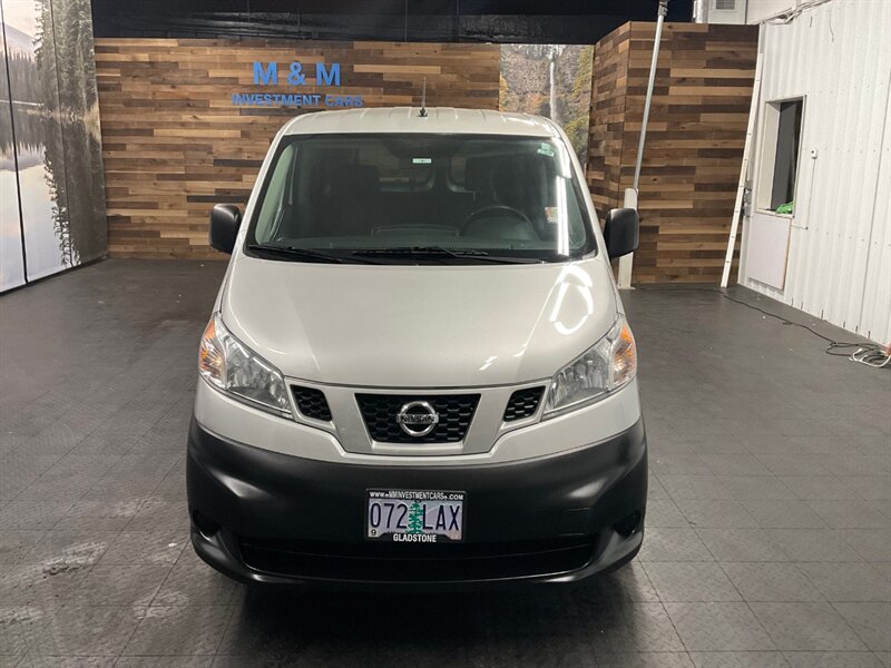 2018 Nissan NV 200 S Cargo Van / 1-   - Photo 5 - Gladstone, OR 97027