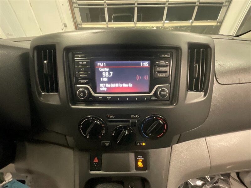 2018 Nissan NV 200 S Cargo Van / 1-   - Photo 19 - Gladstone, OR 97027