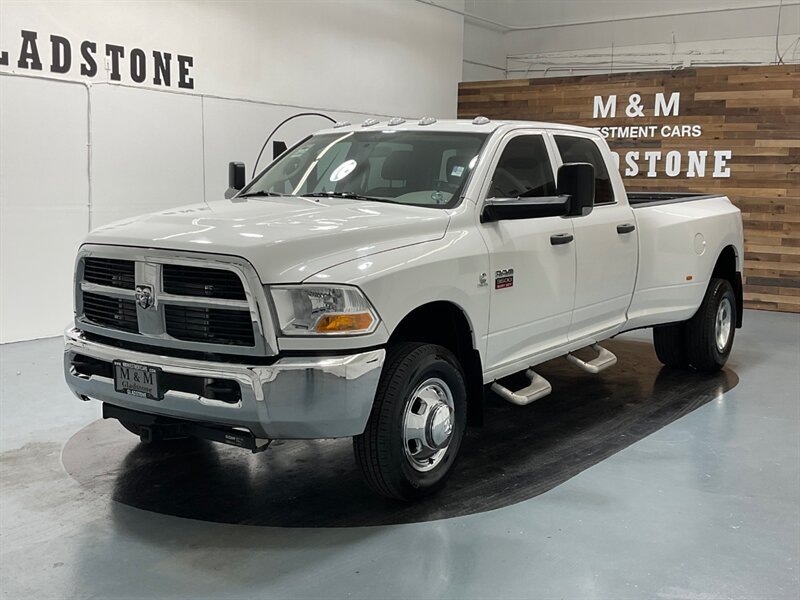 2012 RAM 3500 Crew Cab 4X4 / DUALLY/ 6.7L DIESEL/ 6-SPEED MANUAL  /1-OWNER LOCAL - Photo 1 - Gladstone, OR 97027