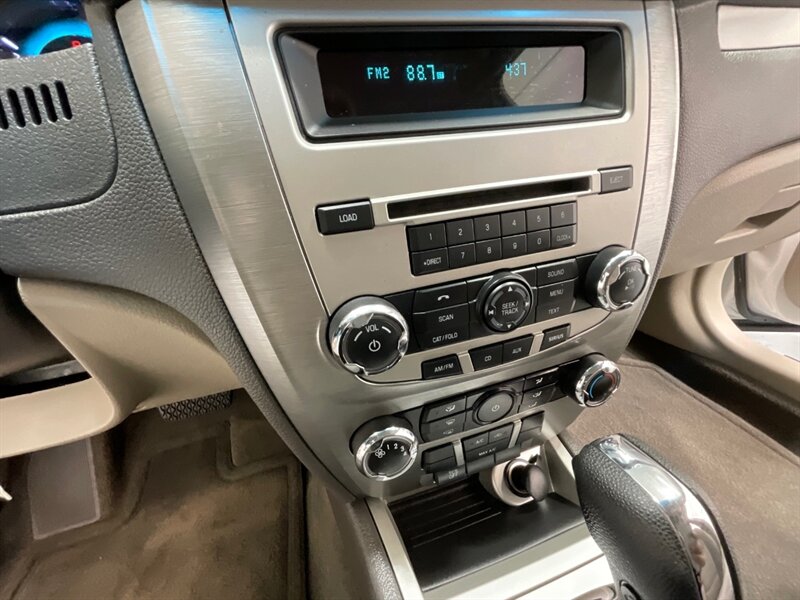 2012 Ford Fusion SE Sedan / 2.5L 4Cyl / LOCAL CAR/ 66K MILES  / ZERO RUST / GREAT SHAPE - Photo 37 - Gladstone, OR 97027
