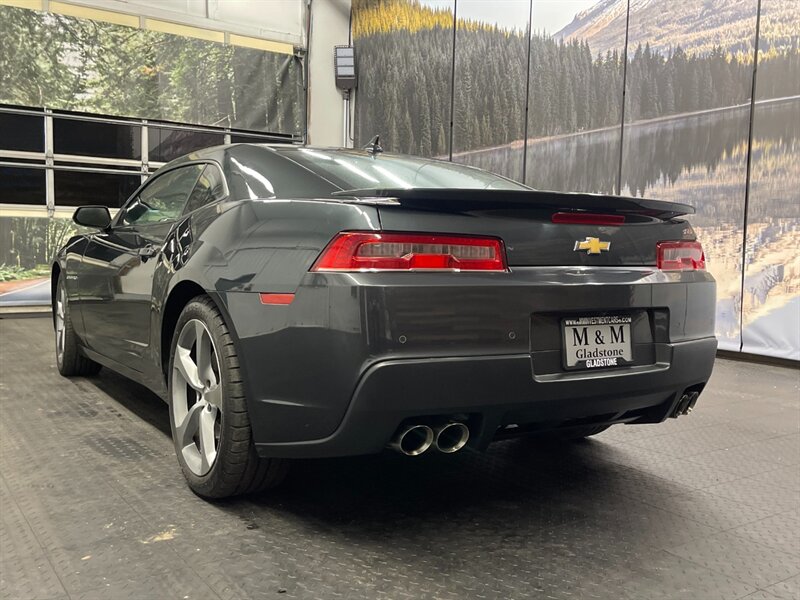 2014 Chevrolet Camaro Coupe SS / 6.2L / 6-SPEED / Backup Cam / CLEAN   - Photo 11 - Gladstone, OR 97027