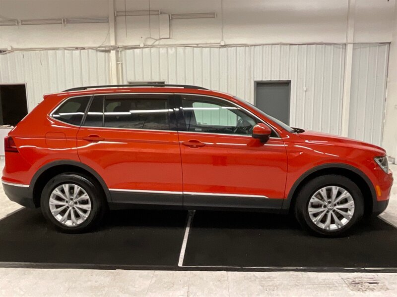 2018 Volkswagen Tiguan 2.0T SE 4Motion AWD / Leather / Panoramic Sunroof  / Heated Seats / 1-OWNER / Backup Camera - Photo 4 - Gladstone, OR 97027