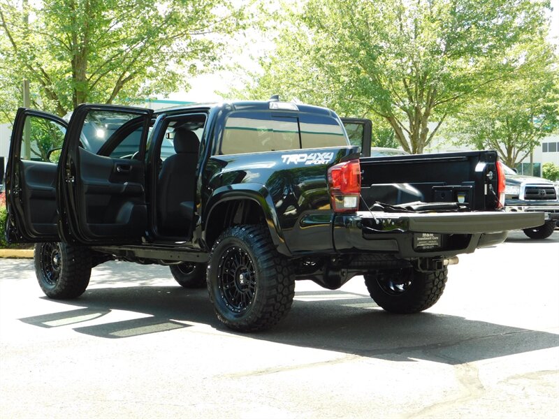 2018 Toyota Tacoma TRD Sport Double Cab 4X4 / 6-SPEED MANUAL / LIFTED   - Photo 27 - Portland, OR 97217