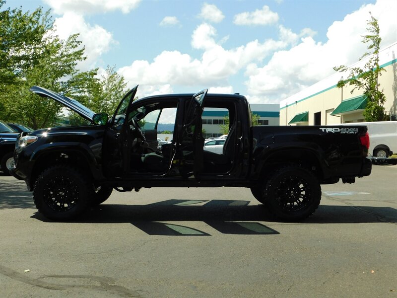 2018 Toyota Tacoma TRD Sport Double Cab 4X4 / 6-SPEED MANUAL / LIFTED   - Photo 26 - Portland, OR 97217