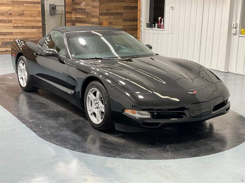 1998 Chevrolet Corvette Convertible Coupe / 5.7L V8 / ONLY 63,000 MILES  / LOCAL CAR - Photo 2 - Gladstone, OR 97027