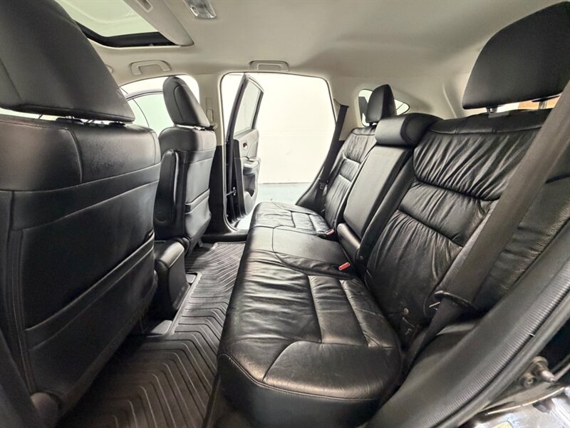 2014 Honda CR-V EX-L 4WD / Leather Heated Seats / Sunroof / Camera / BRAND NEW TIRES / ZERO RUST - Photo 10 - Gladstone, OR 97027