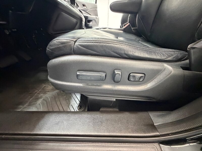2014 Honda CR-V EX-L 4WD / Leather Heated Seats / Sunroof / Camera / BRAND NEW TIRES / ZERO RUST - Photo 22 - Gladstone, OR 97027