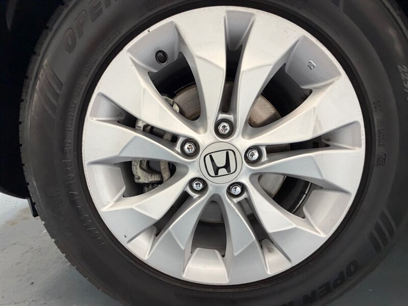 2014 Honda CR-V EX-L 4WD / Leather Heated Seats / Sunroof / Camera / BRAND NEW TIRES / ZERO RUST - Photo 42 - Gladstone, OR 97027