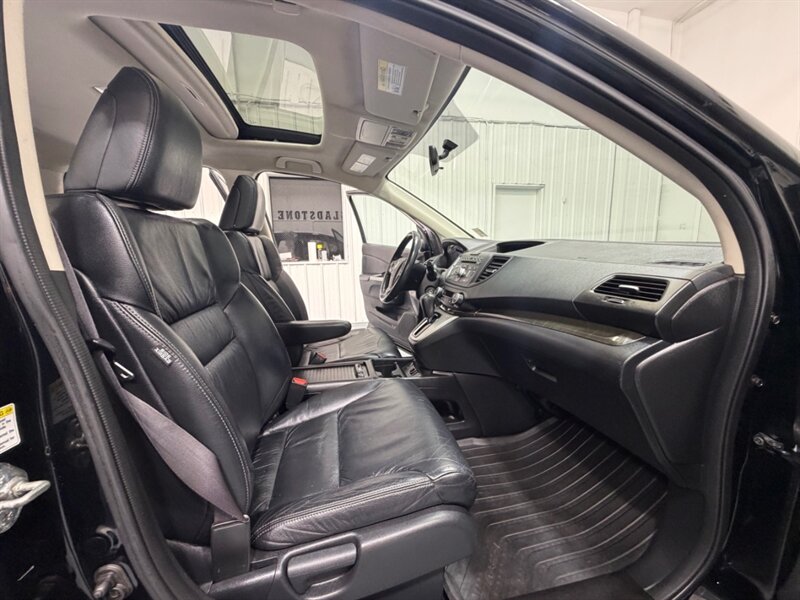 2014 Honda CR-V EX-L 4WD / Leather Heated Seats / Sunroof / Camera / BRAND NEW TIRES / ZERO RUST - Photo 12 - Gladstone, OR 97027