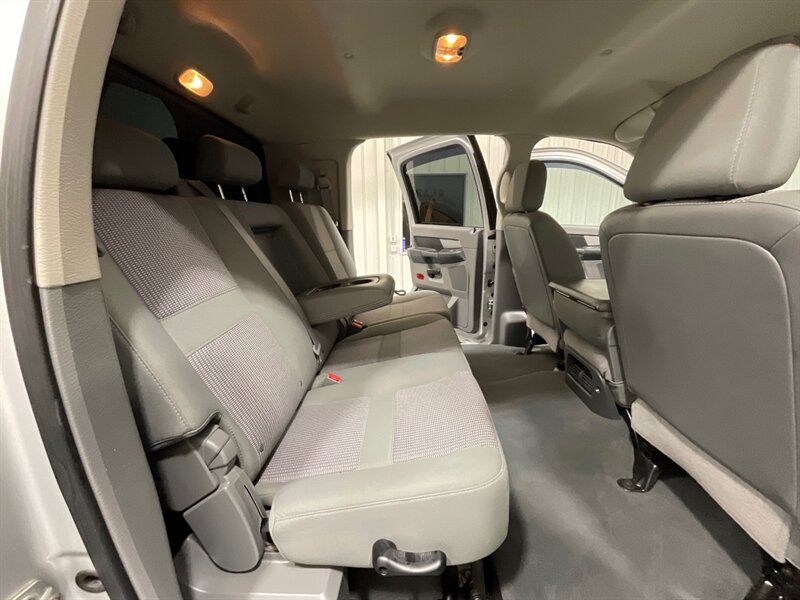 2008 Dodge Ram 2500 SXT MEGA CAB 6-SPEED MANUAL 4X4 /6.7L DIESEL  / LIFTED / PROGRAMMER/ CUSTOM REAR BUMPER - Photo 12 - Gladstone, OR 97027