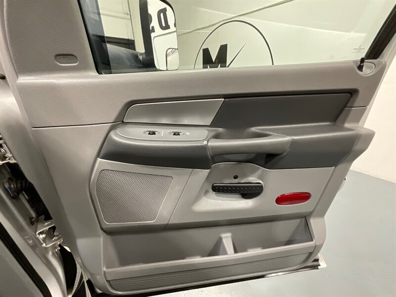 2008 Dodge Ram 2500 SXT MEGA CAB 6-SPEED MANUAL 4X4 /6.7L DIESEL  / LIFTED / PROGRAMMER/ CUSTOM REAR BUMPER - Photo 35 - Gladstone, OR 97027