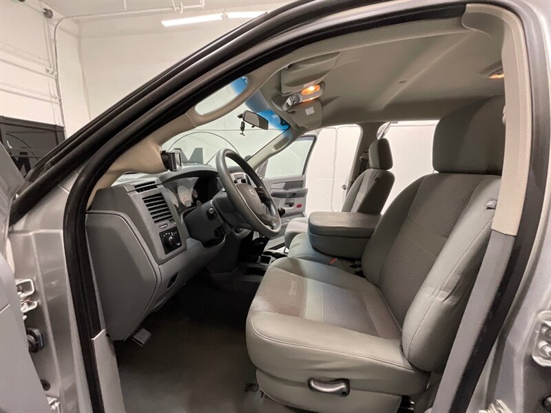 2008 Dodge Ram 2500 SXT MEGA CAB 6-SPEED MANUAL 4X4 /6.7L DIESEL  / LIFTED / PROGRAMMER/ CUSTOM REAR BUMPER - Photo 10 - Gladstone, OR 97027