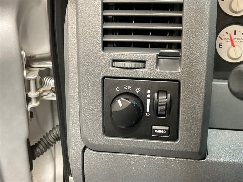 2008 Dodge Ram 2500 SXT MEGA CAB 6-SPEED MANUAL 4X4 /6.7L DIESEL  / LIFTED / PROGRAMMER/ CUSTOM REAR BUMPER - Photo 42 - Gladstone, OR 97027