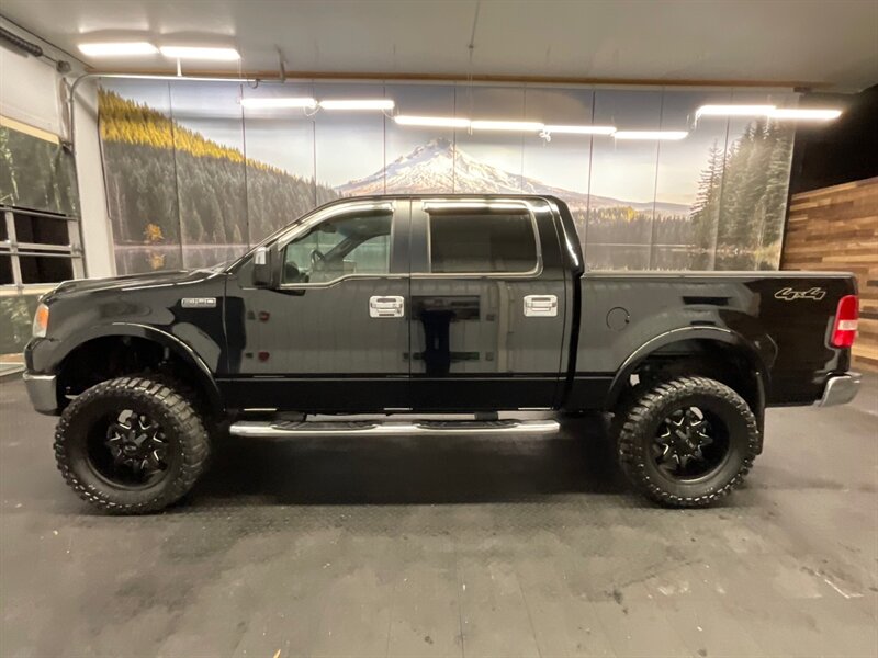 2006 Ford F-150 Lariat Crew Cab 4X4 / 5.4L V8 / LIFTED LIFTED  Leather & Heated Seats / NEW WHEELS & TIRES / SHARP & CLEAN !! - Photo 3 - Gladstone, OR 97027