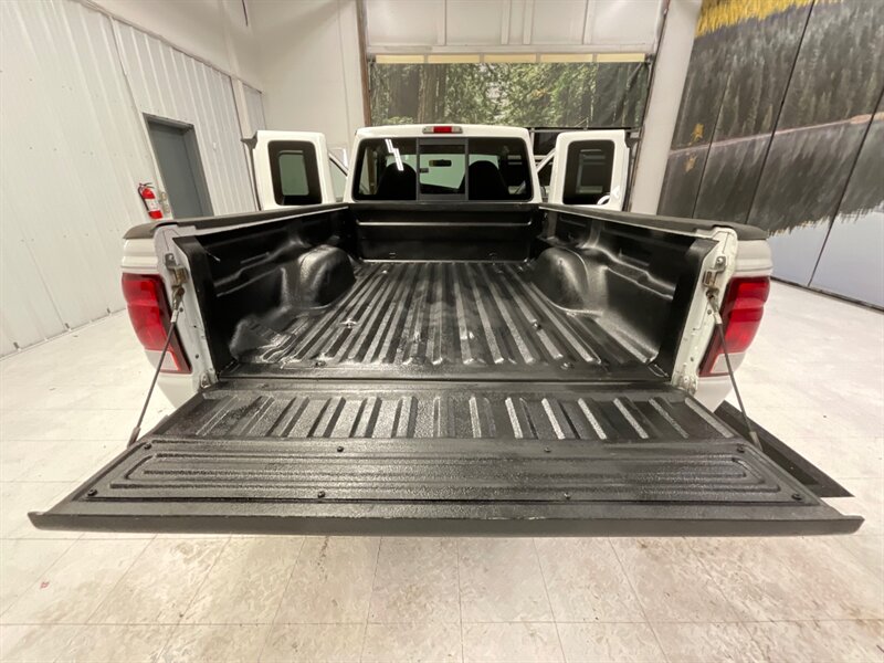 2000 Ford Ranger XLT 4dr Extended Cab 4X4 / 4.0L V6 / 70,000 MILES  / LOCAL TRUCK / SUPER CLEAN & LOW MILES - Photo 18 - Gladstone, OR 97027