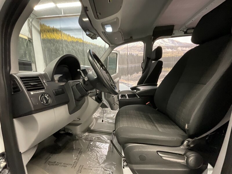 2016 Mercedes-Benz Sprinter 2500 CARGO CREW / 4Cyl DIESEL / Excel Cond  CREW Cargo Van / 144 " STANDARD ROOF / 58,000 MILES - Photo 17 - Gladstone, OR 97027