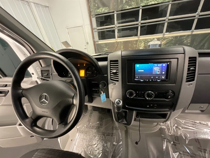 2016 Mercedes-Benz Sprinter 2500 CARGO CREW / 4Cyl DIESEL / Excel Cond  CREW Cargo Van / 144 " STANDARD ROOF / 58,000 MILES - Photo 19 - Gladstone, OR 97027