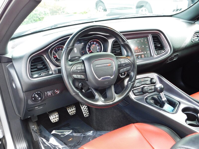 2015 Dodge Challenger R/T Plus Shaker / Leather Heated Cooled Seats